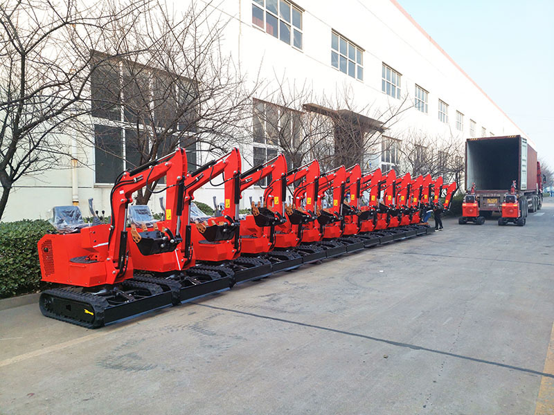 15臺1噸迷你挖掘機(jī)發(fā)往歐洲